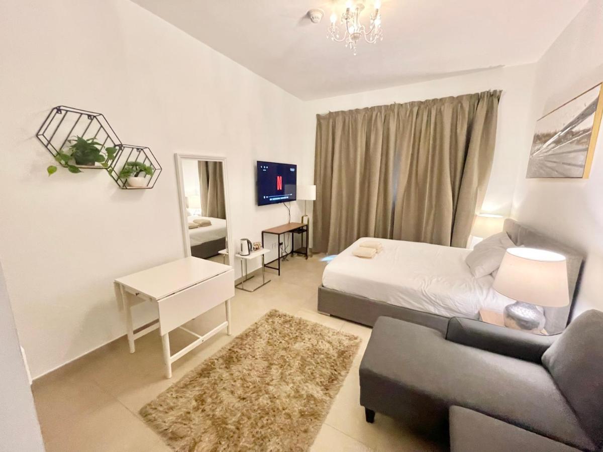 Super Elegant Studio Apartment-Sparkle Tower By Sweet Homes Dubai Eksteriør bilde