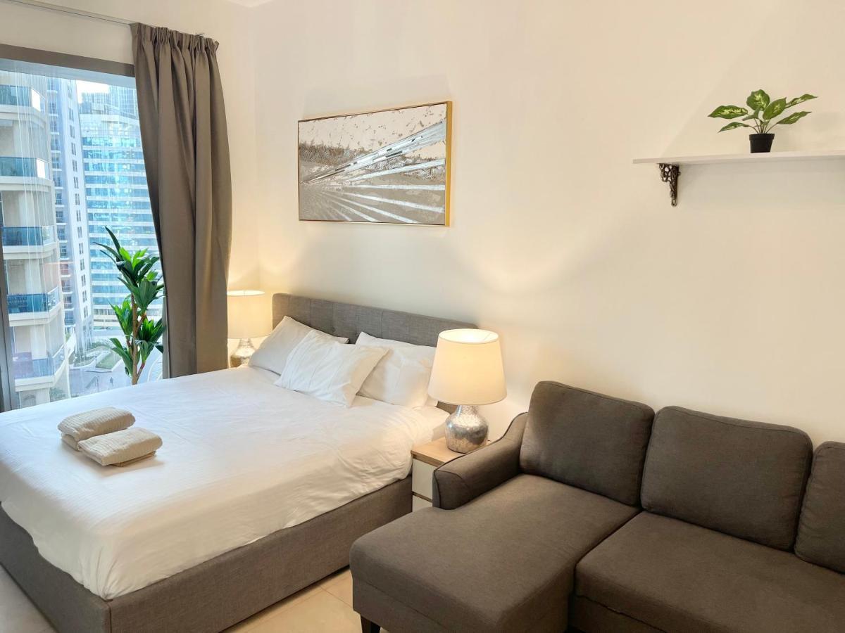 Super Elegant Studio Apartment-Sparkle Tower By Sweet Homes Dubai Eksteriør bilde